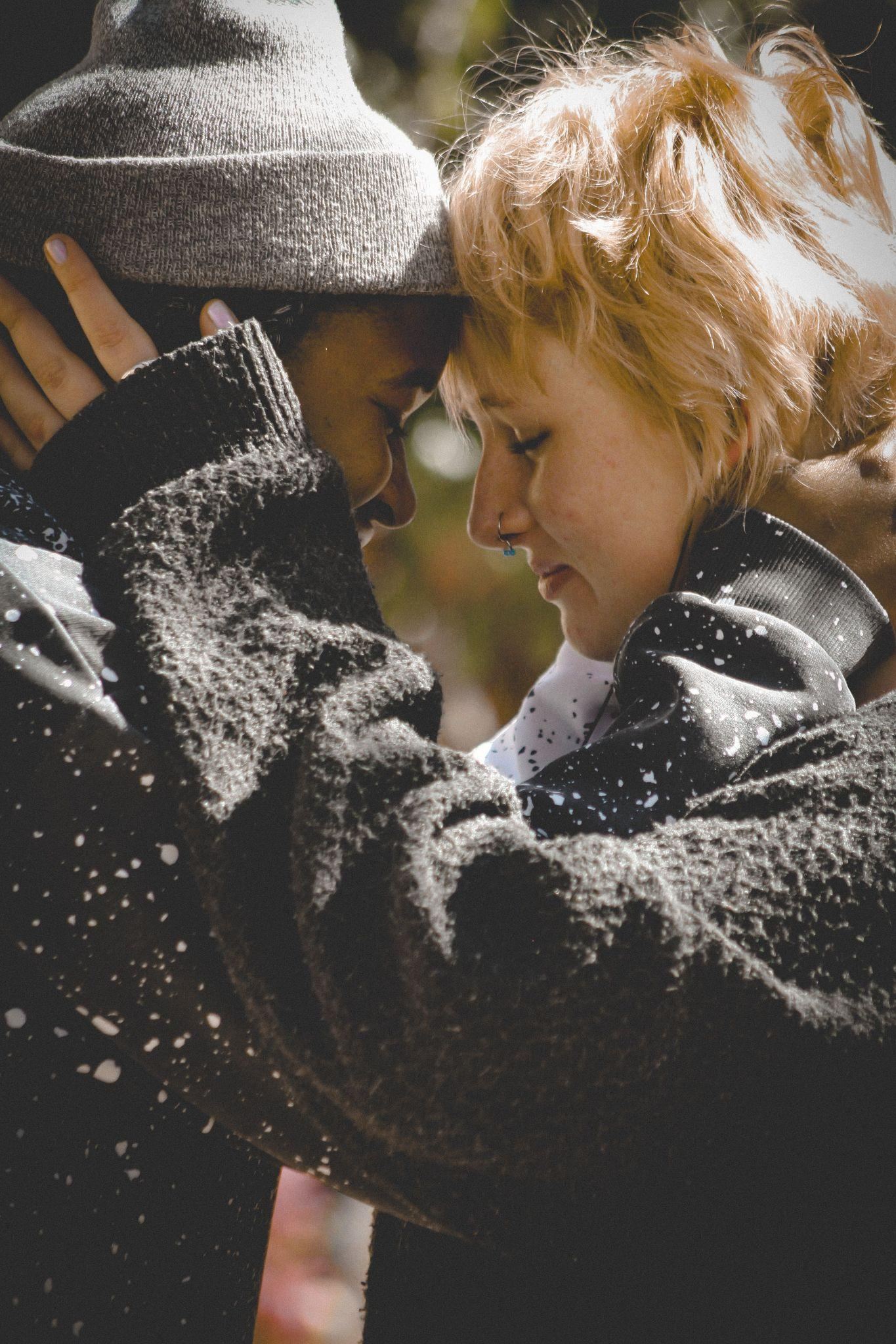 A kiss in falling snow